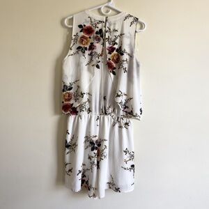 Umgee Womens Floral Print Overlay Pocket Romper Sz M